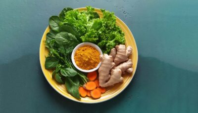 Ayurvedic Herbs to Naturally Lower Blood Sugar Levels 3 Anti-inflammatory foods like turmeric, ginger and leafy